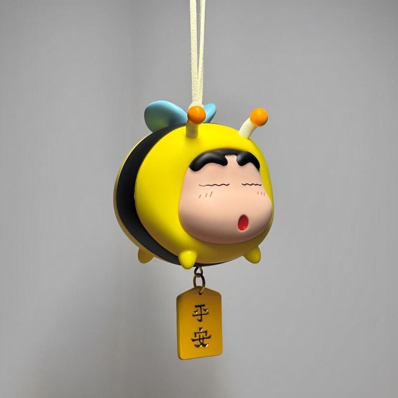 귀여운 크레용신짱 작은 벌 3D 피규어 자동차 펜던트  - Car Accessories Hanging From Mirror 리뷰 및 가격