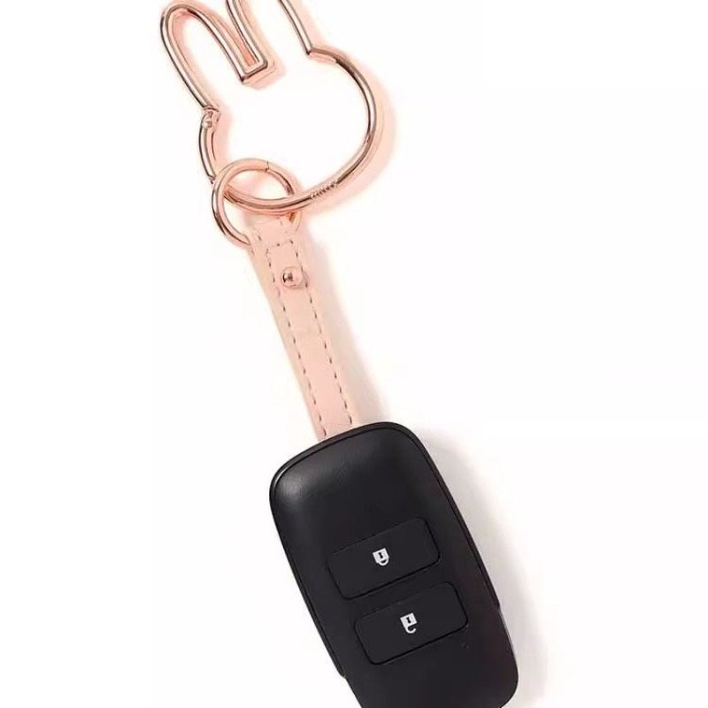 Miffy 키 체인 Kawaii 만화 토끼 머리 열쇠  - Car Accessories Xmas 리뷰 및 가격